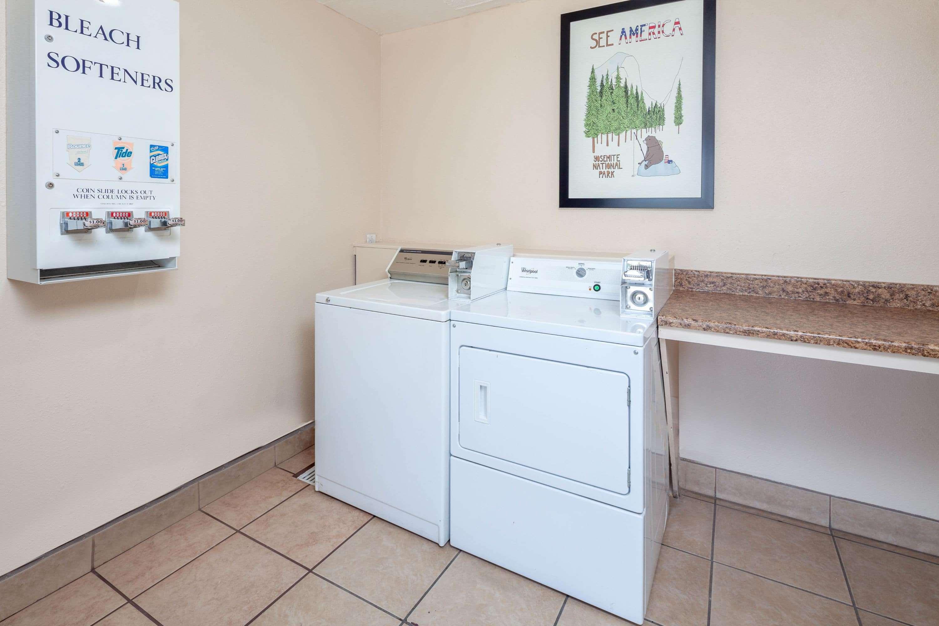 Travelodge By Wyndham Harbor City Los Angeles Luaran gambar